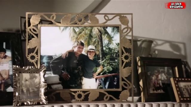 Exmarine Se Hace Pasar Por Profesor En Una Escuela Para Cobrar Venganza | Resumen De Películas смотреть онлайн