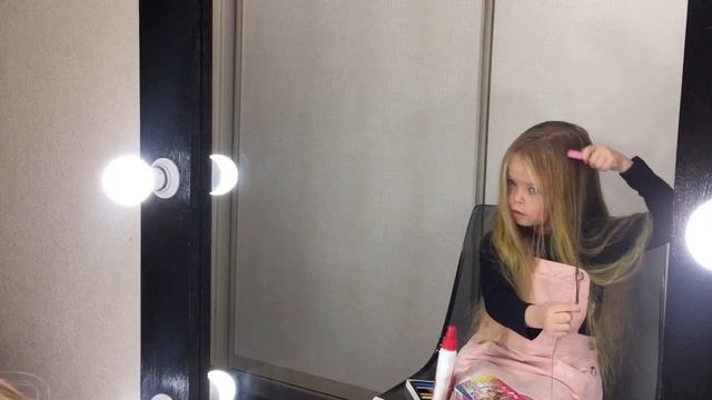 Хочешь менять цвет волос каждый день? Мелки для волос от Miss Vita