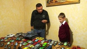 Утренний эфир / Коллекционер моделей автомобилей
