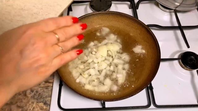 ВКУСНЕЕ НЕ ЕЛИ ! ВСЕХ ПОДРУГ НАУЧИЛА ЭТОМУ РЕЦЕПТУ ! Тает во рту ! смотреть онлайн
