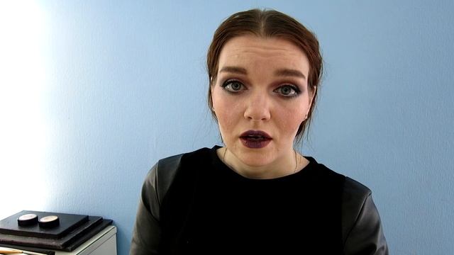 Видеообзор TenX аква-пудра и тональный флюид смотреть онлайн