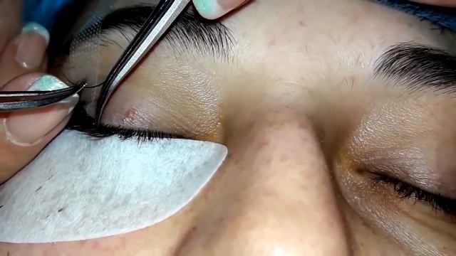 наращивание ресниц. шаг за шагом 2D. ПРАКТИКА МАСТЕР КЛАСС! PRACTICE TRAINING MASTER CLASS! смотреть онлайн