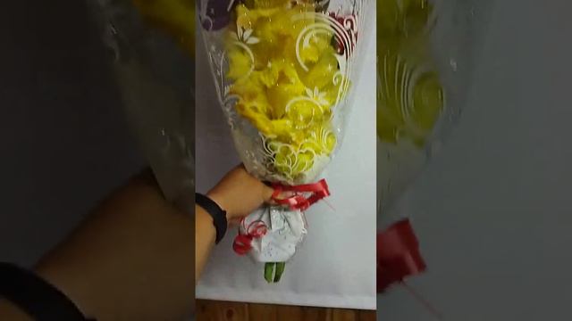 Букет 💐гладиолусов (желтый+красный+фиолетовый)