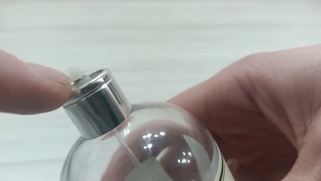 не брызгают духи/ ЕСТЬ РЕШЕНИЕ смотреть онлайн