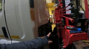 Почему важно делать первое техническое обслуживание на новом манипуляторе?КМУ UNIC URV504