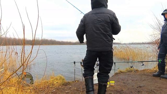 КАРАСЬ В ФЕВРАЛЕ ДУПЛЕТАМИ.ТЭЦ 5 смотреть онлайн