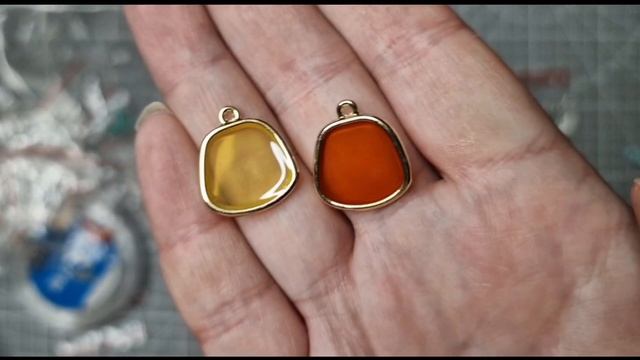 Распаковка материалов из магазина Charm beads. Что купить для летних украшений?
