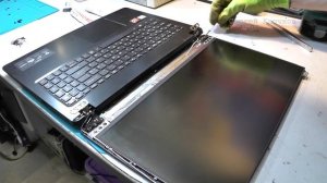 Сломалась крышка экрана ноутбука