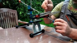 Обзор точилки с поворотным механизмом " Вектор"