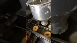 Делаем пончики