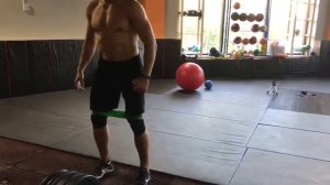 Боковая ходьба с резинкой