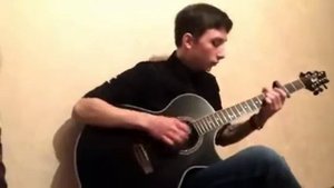 Ласкает меня воспоминания и любви далекой моей😍 Песня под гитару.