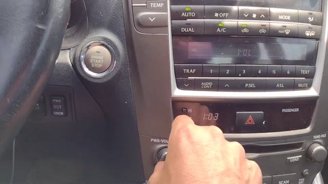 WW104   2007 Lexus IS250