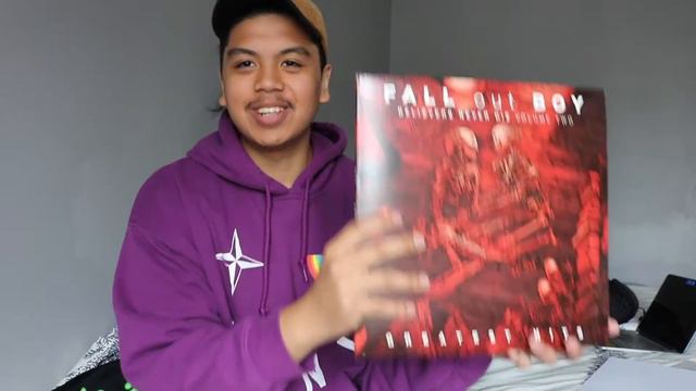 My Vinyl Collection in 2020 (4 year difference) 🤯👀 смотреть онлайн