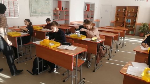 Урок физики в 7 классе Условия плавания тел Курдаева И.С