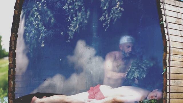 Паранье в бане бочка смотреть онлайн