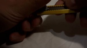 Вот как замениваем лезвие в канцелярском ножике