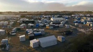 Во французском Кале начинается снос "Джунглей" - крупнейшего нелегального лагеря мигрантов