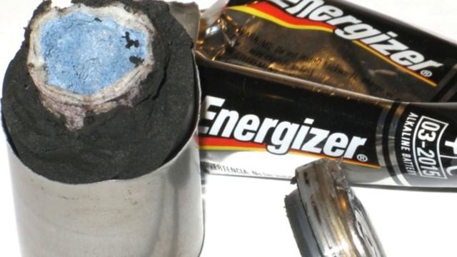 Как быстро проверить батарейку. НЕ КАЖДЫЙ ЭТО ЗНАЕТ!!! смотреть онлайн