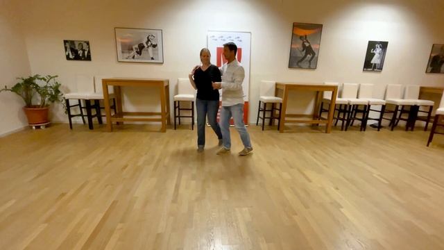 M!tiwi - TANZKURS - Latino (Cha Cha, Rumba, Salsa) Stern-Kombi смотреть онлайн