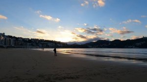 4K Walking LA CONCHA BEACH WINTER SUNSET DONOSTIA / SAN SEBASTIAN, BASQUE COUNTRY, SPAIN 2021 UHD