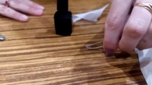 КАК ОТРЕМОНТИРОВАТЬ СЛОМАННЫЙ НОГОТЬ ЗА 5 МИНУТ