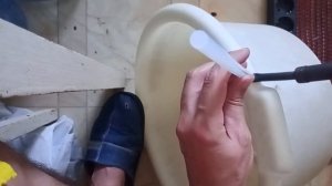 Как запаять миску. Ремонт пластиковой миски