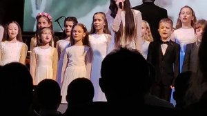 Крылатые качели. Хор Великан. Зарядье. Евгений Крылатов