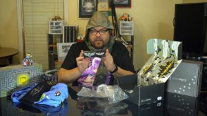 LOOT GAMING Unboxing with Guude: Founding Box #lootgaming