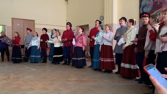 "Вот кто -то с горочки спускается" старинный казачий романс смотреть онлайн