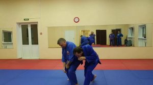 Сбивы от прямого удара и выход на различные броски