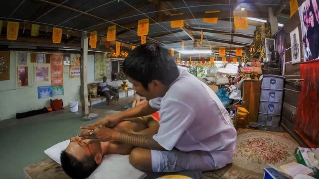 a brief glimpse of sak yant by ajarn mèuk смотреть онлайн