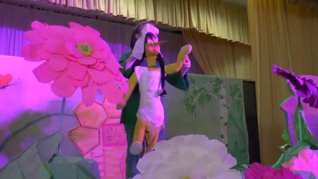 Единственный в Высокогорском районе кукольный театр ежегодно подтверждает звание «народный» смотреть онлайн