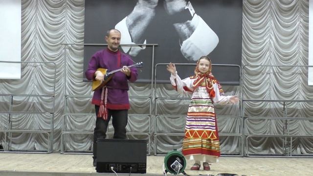 Лапти - шуточная песня Самарской области. Житаева Эвелина, 9 лет. 2023 г. смотреть онлайн