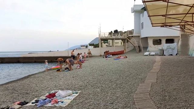 ХОРОШЕЕ МОРЕ. Алушта КУРОРТ. Вечером на Восточной НАБЕРЕЖНОЙ. КРЫМ 2021. ЦЕНЫ