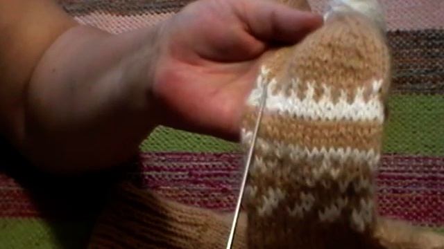 Двойные варежки оказалось не сложно вязать.