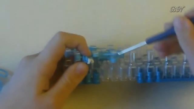 Брелок  из резинок Крош 3D