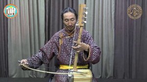 Өдүген-Тайга – исп. В.Ш. Салчак. Медиатека МФТ, МАХ.