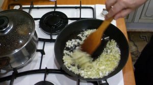 Суп грибной из сушеных грибов. Вкуснейший суп!