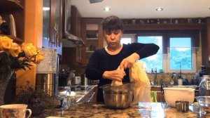 Cooking with Val -  How to make fresh Almond Milk (Russian)