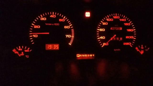 Запуск двигателя Audi 80 ABT 2.0 после ремонта стартера смотреть онлайн