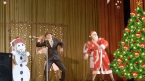 Шуточный новогодний танец