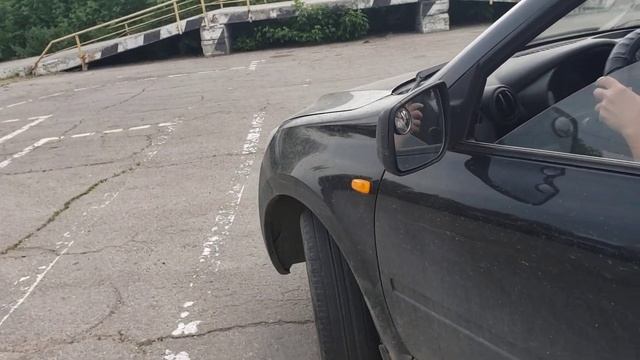 Параллельная парковка, заезд в бокс и разворот в ограниченном пространстве по новому смотреть онлайн