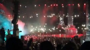 Я взял твою бу и я буду руки твои целовать