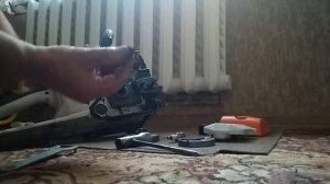 Как заменить сцепление на бензопиле