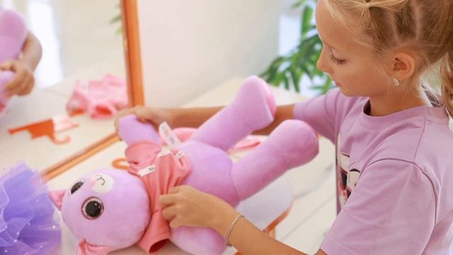 Фабрика Радости Mr.Mish смотреть онлайн