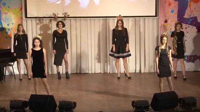 Смотр первокурсников факультета инклюзивного и коррекционного образования «Осень»Театр причесок смотреть онлайн