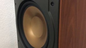 Klipsch RB 81 - Bass Test