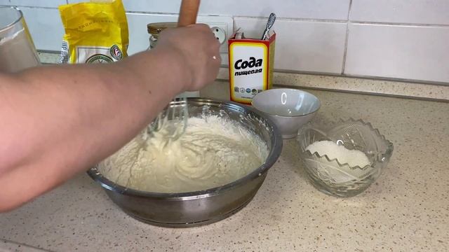 Легко, быстро и вкусно! \ ОЛАДЬИ на сметане! \ Рецепт оладушек как в детстве!