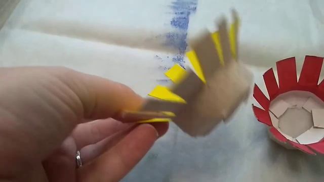 МК Цветы из втулок от туалетной бумаги смотреть онлайн